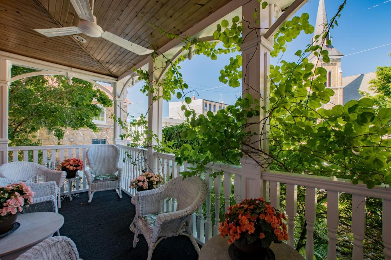 Trinity House Inn Gananoque Eksteriør bilde