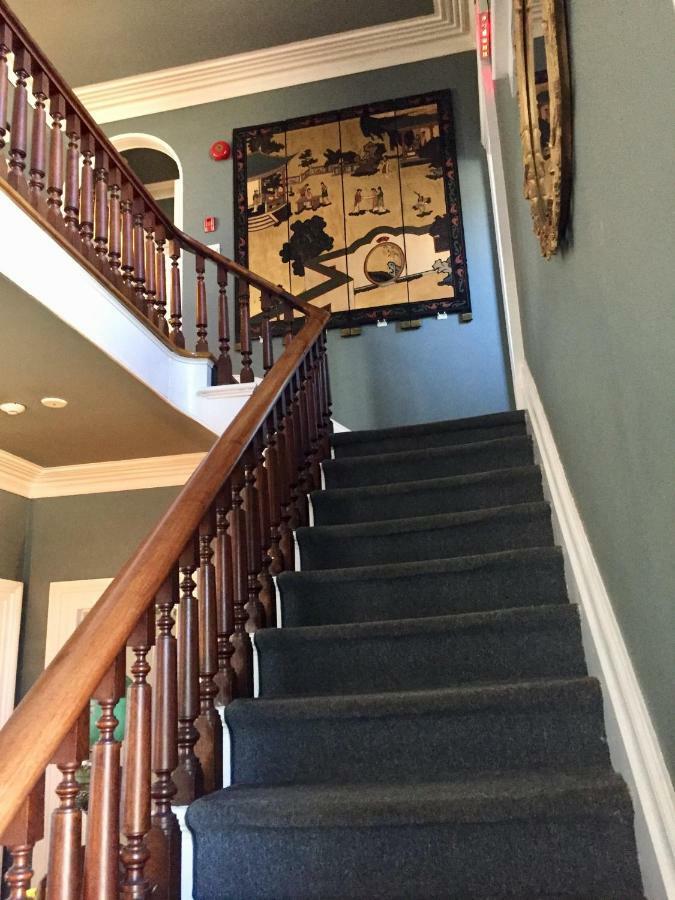 Trinity House Inn Gananoque Eksteriør bilde